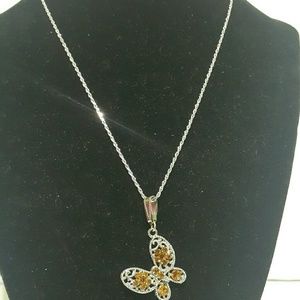 Beautiful,  Brand new & Unworn 925 sterling silver